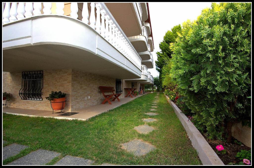 John & Eve Hotel Paralía Kültér fotó